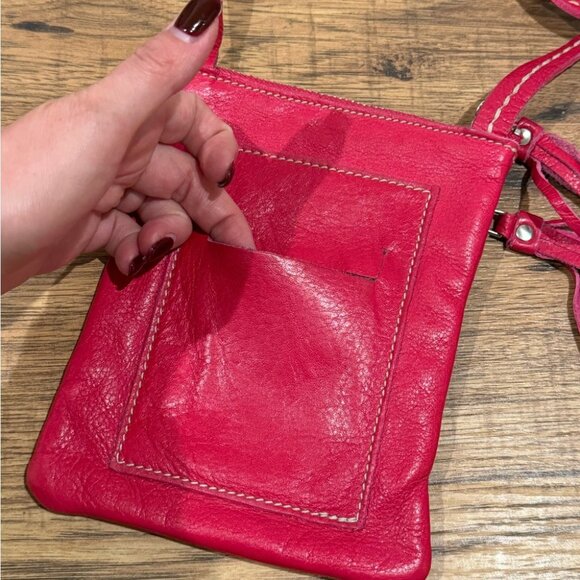 EUC Roots Vintage Small‎ Crossbody Bag - Hot Pink - Picture 8 of 13